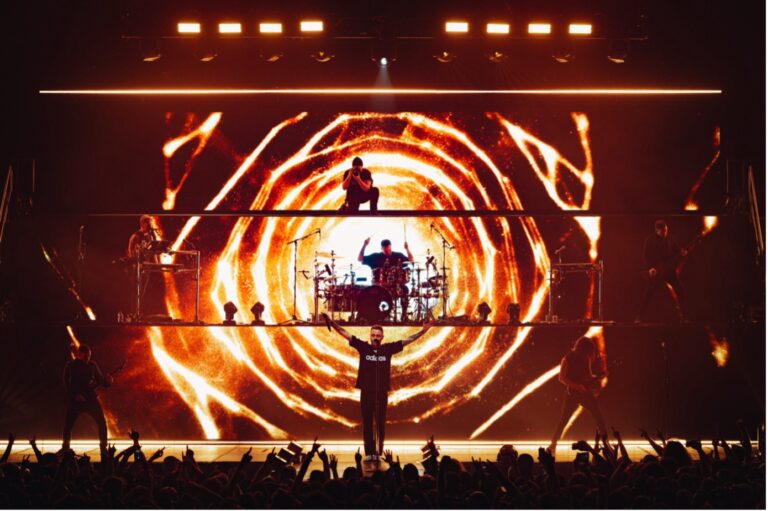 Architects au Zenith de Paris